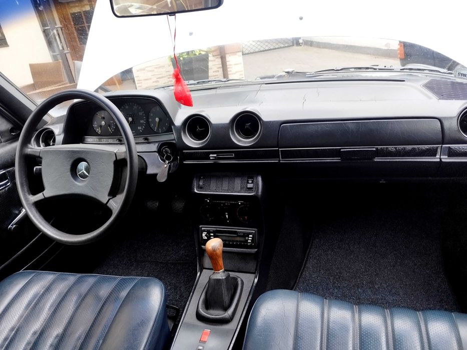 ### Mercedes-Benz W123 ### 200d ### Piękny Klasyk ###