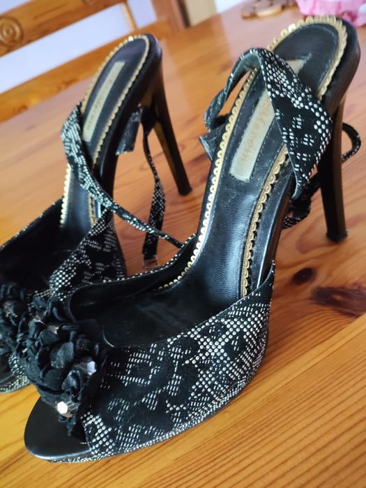 Buty damskie skórzane szpilki 38-39