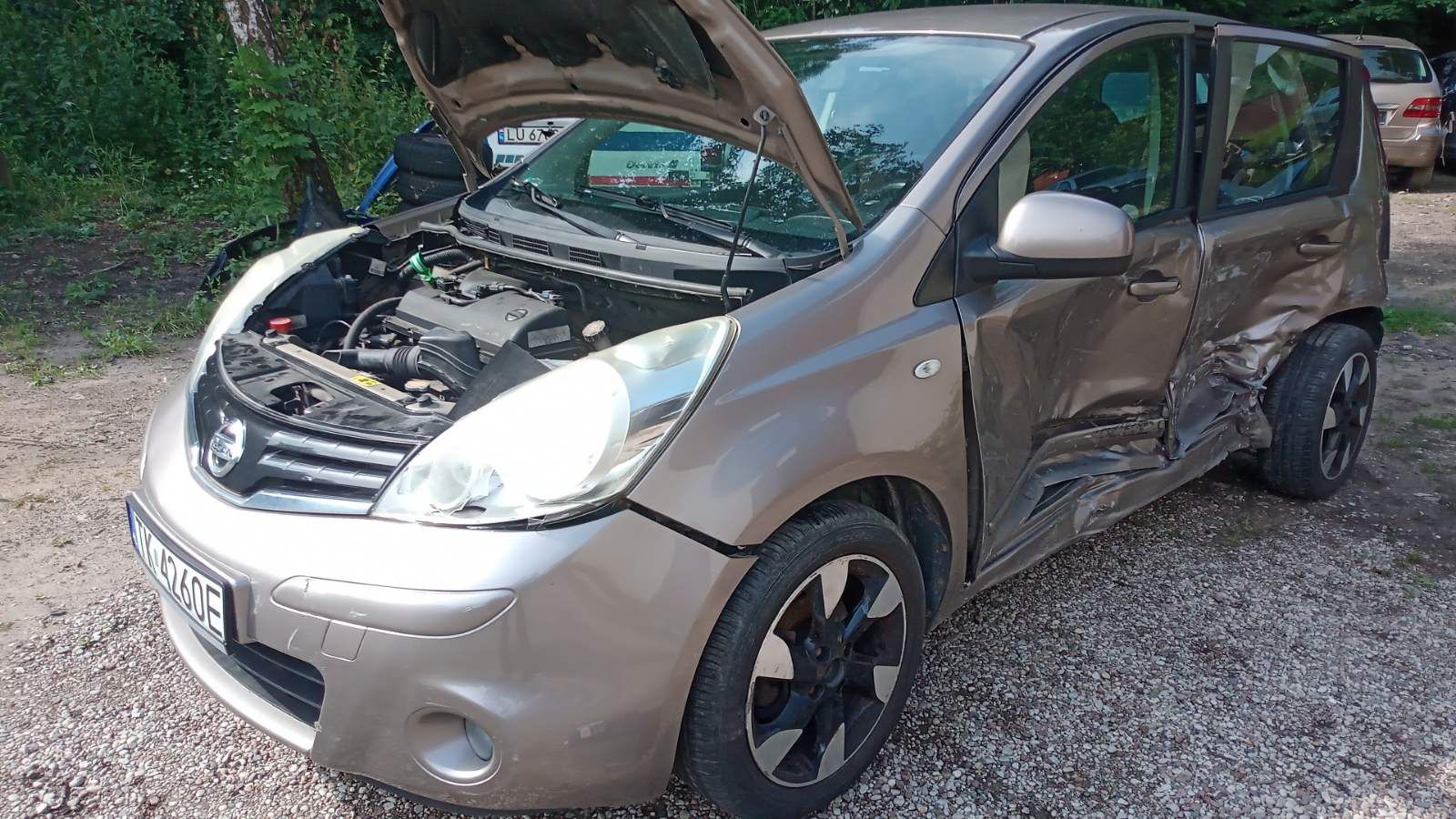 Разбираю нісан нота, nissan note
