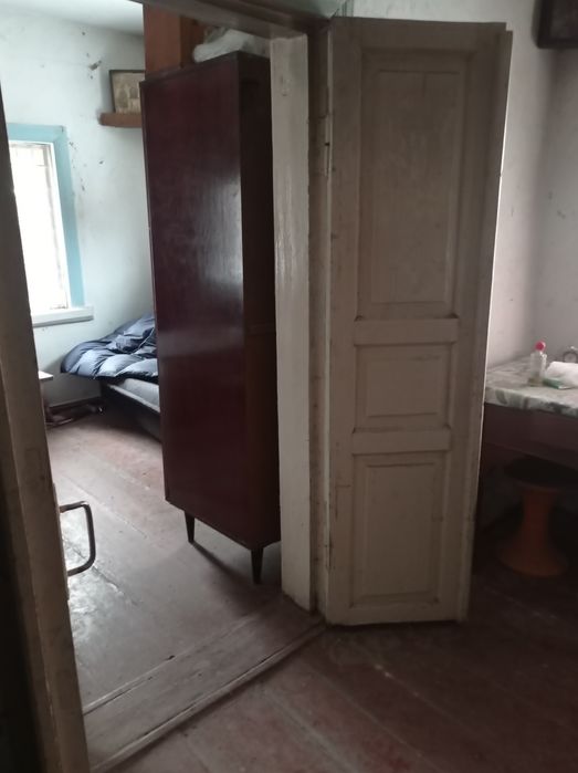 Невеликий будинок під дачу в селі Буди.