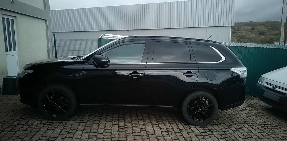 Mitsubishi Outlander 2.2 DI-D 4WD Plus