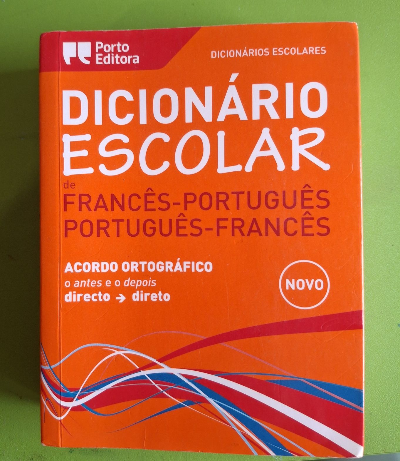 [DICIONÁRIO] Dicionário escolar Francês-Português/ Português-Francês
