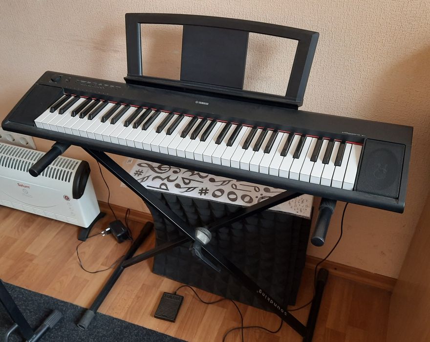 Цифровое Пианино Yamaha в Новом Состоянии. Стойка и педаль в подарок!