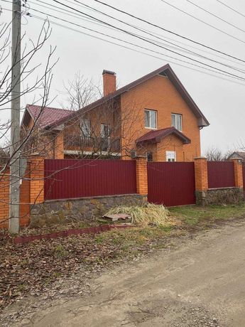 Качественный дом 97%готов на 14сотках в Белогородке.