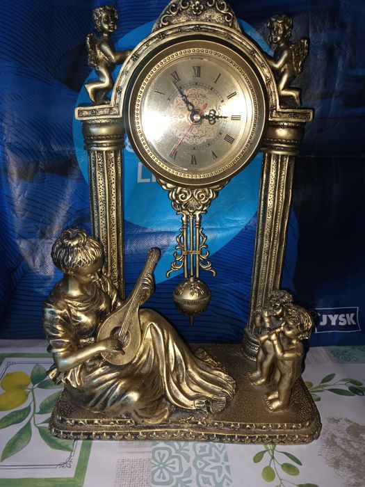 Zegar ozdobny stojący