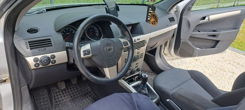 Opel Astra H 1.6 115 km LPG, zadbany, 2 kpl kół, bezwypadkowy