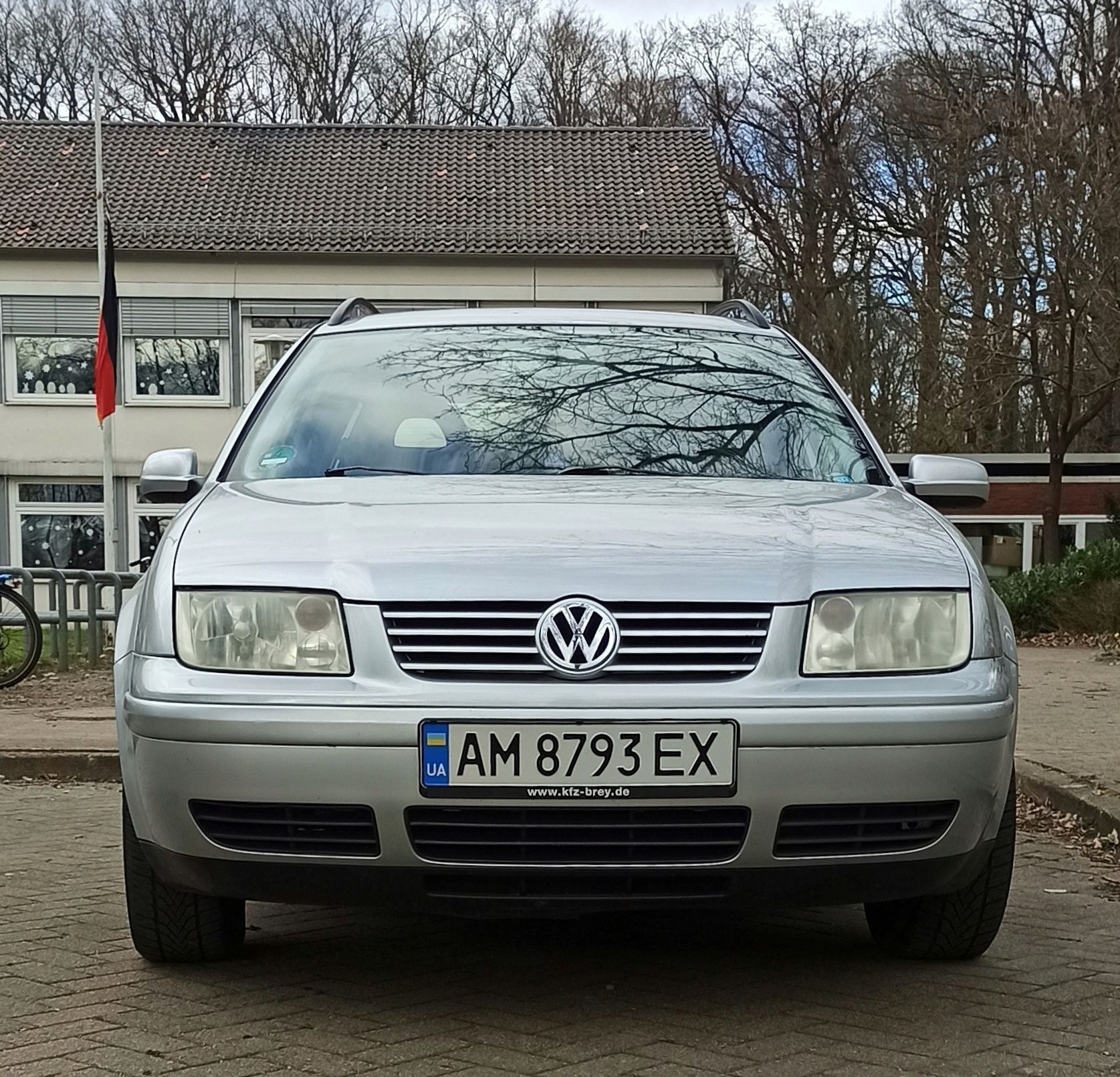 Машину  VW Bora універсал