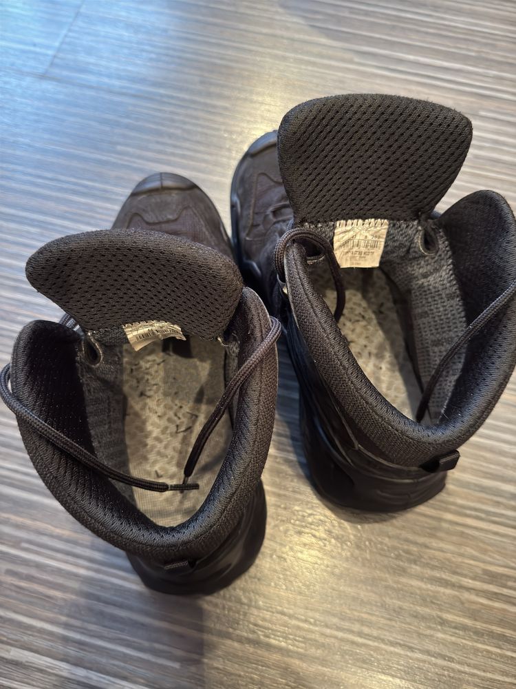 Lowa Zephyr GTX