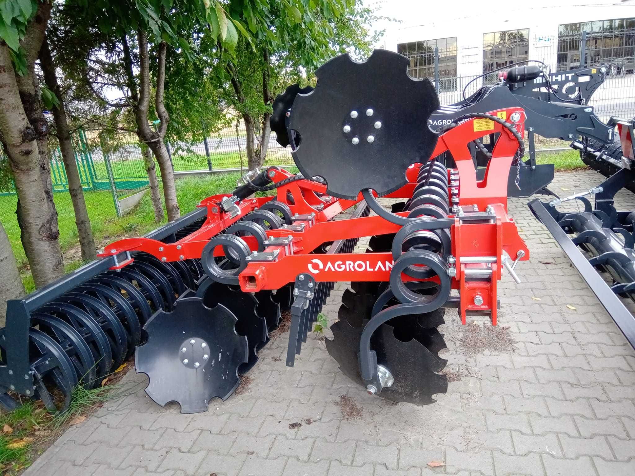 Brona talerzowa AGROLAND Vibrocut