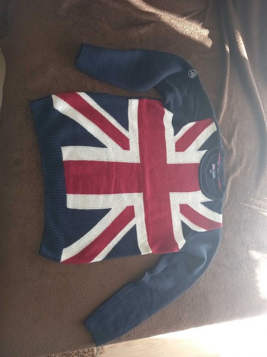 Vendo Camisola Criança Porches em Excelente estado de conservação