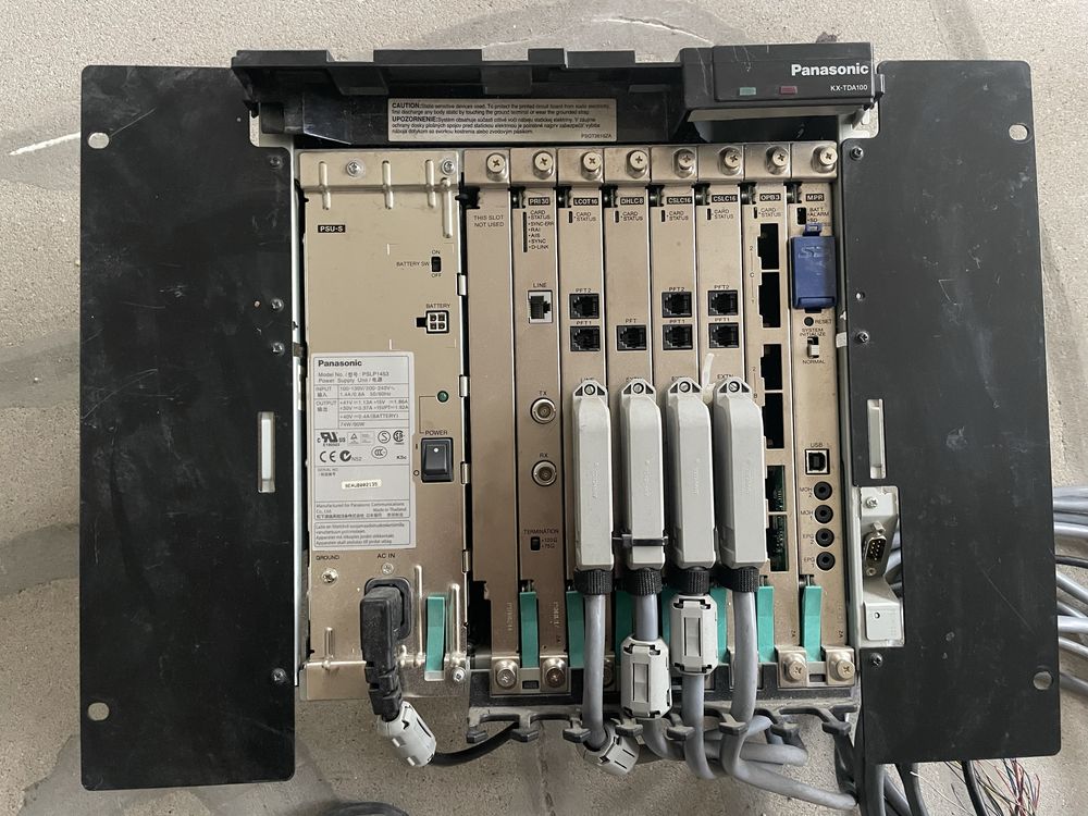 Centrala telefoniczna Panasonic KX-TDA100