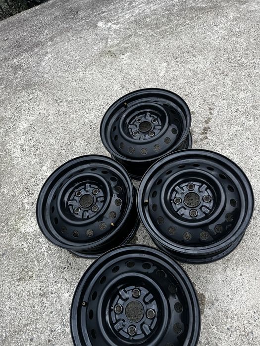 Felgi samochodowe 4x100-super stan !