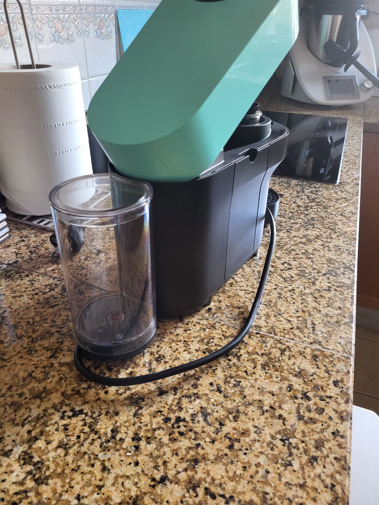 Maquina de café vertuo pop