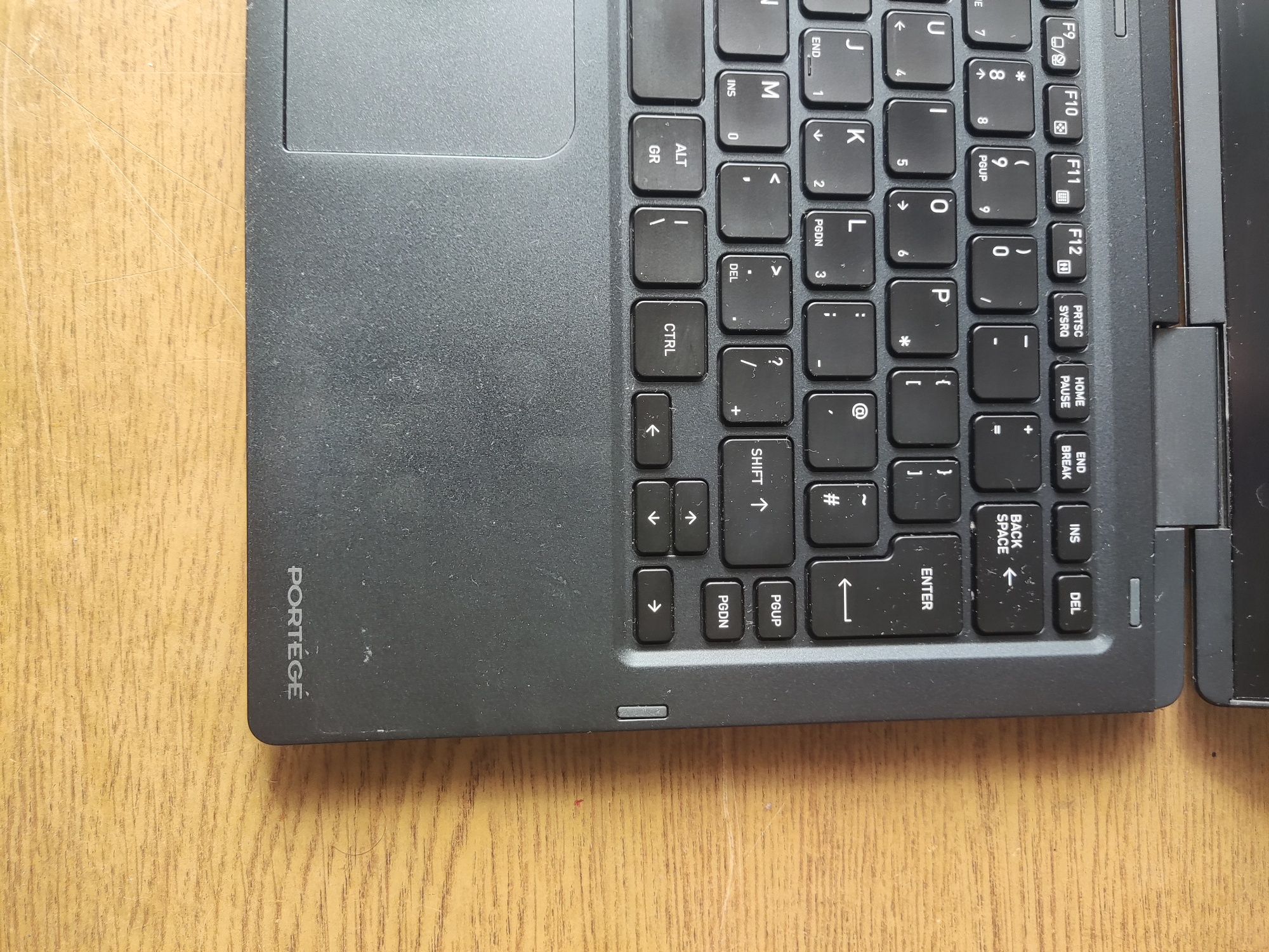 Продам ноутбук трансформер Dynabook Portege X30W-J-109