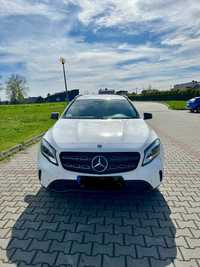 Mercedes-Benz GLA Mercedes GLA 220 4MATIC