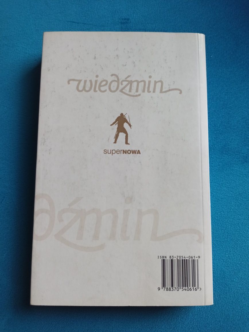 A. Sapkowski - Ostatnie życzenie, tom 1 sagi o wiedźminie, supernowa