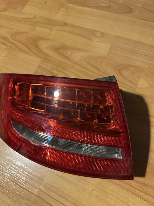 Lampa led tył lewa audi a4b8
