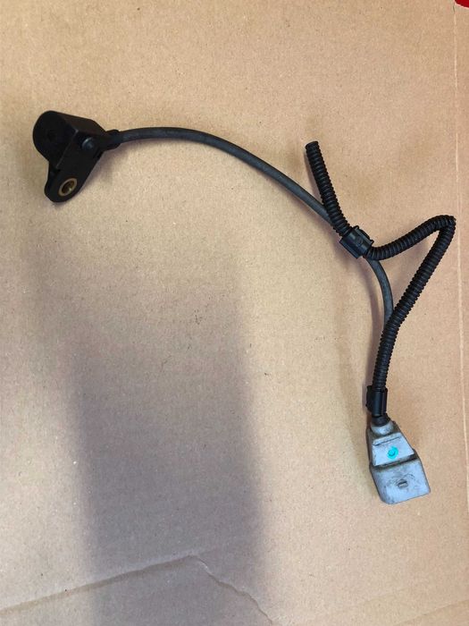 Czujnik wałka rozrządu Audi A6 C6 A4 B7 Passat B6 2.0 Tdi