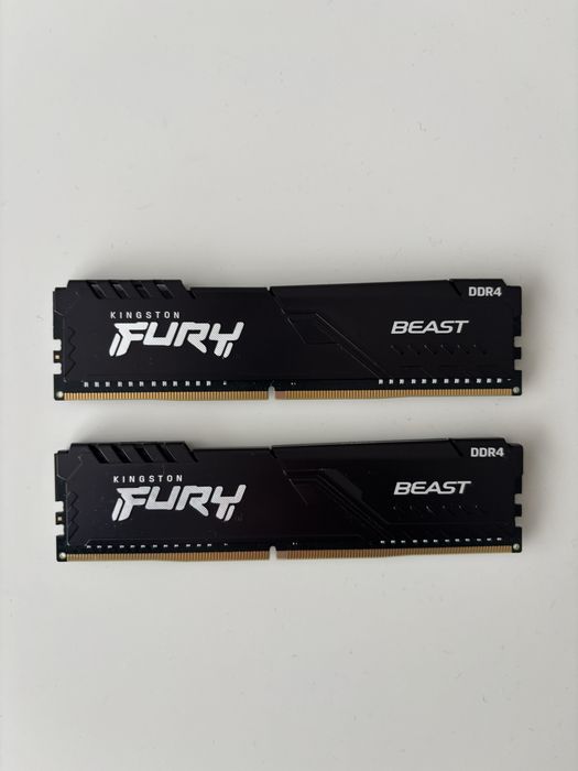 Оперативна память ddr4 2/8 3200mz