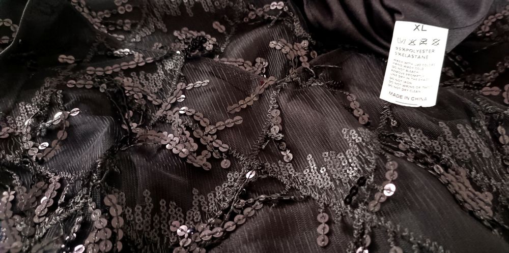 NOWA piękna impezowa sukienka r. M/L - czarna, cekiny,frędzle - mini