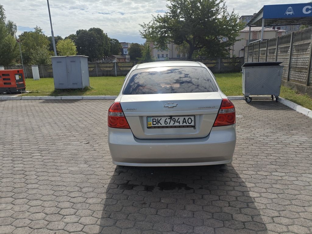 Продаю автомобиль