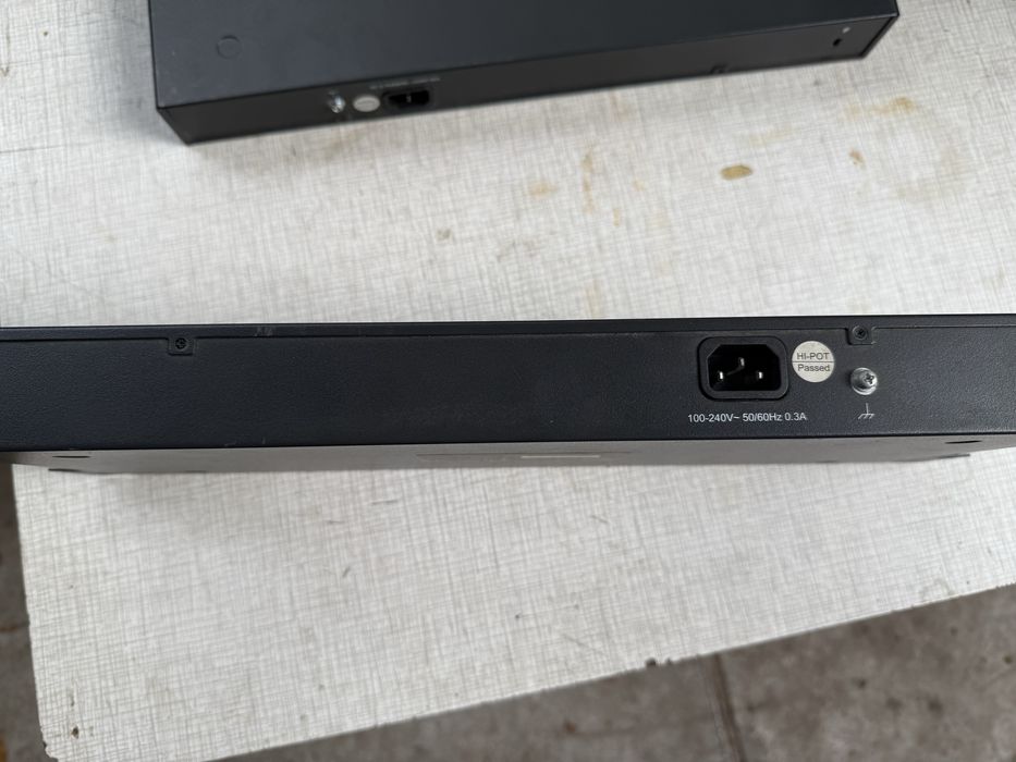 Комутаторы TP-LINK 5 штук. TL-SG1024D, TL-SF1024