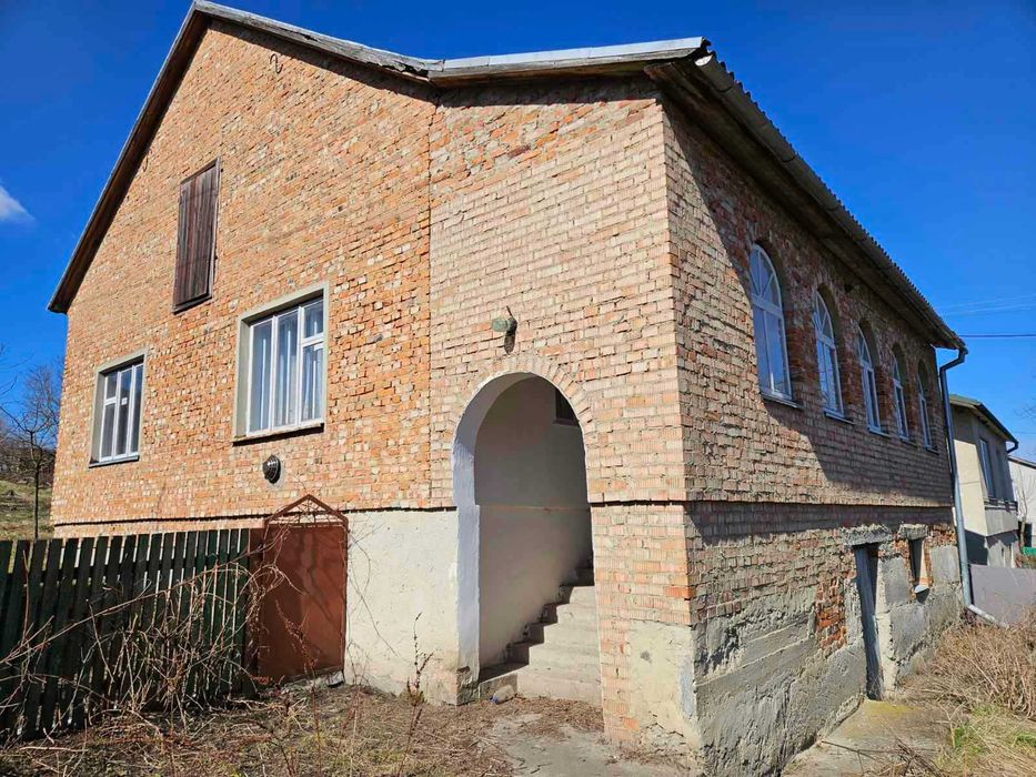 Продаж будинку в центрі села Дубаневичі
