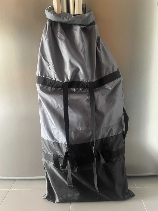 Capa de bodyboard da marca Radbug