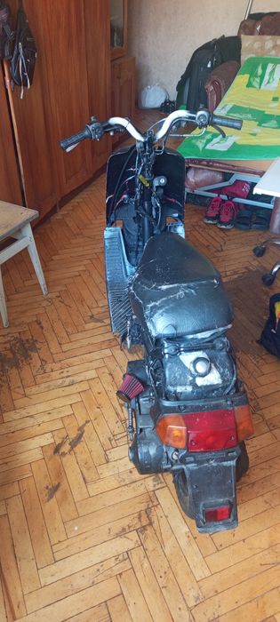 Скутер Ямаха v27 на ходу