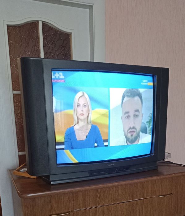 Телевізор б.в. hanseatic ctv 7010 без пульта, робочий