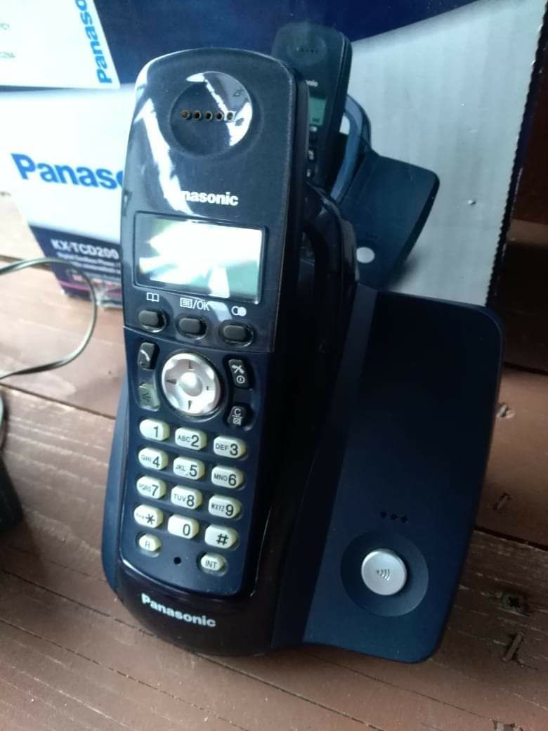 Telefon stacjonarny bezprzewodowy  Panasonic