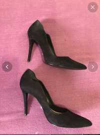 Sapato stiletto preto