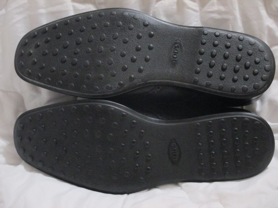 Туфли. Броги. Кроссовки перфорированые Tods р.43 Италия Оригинал