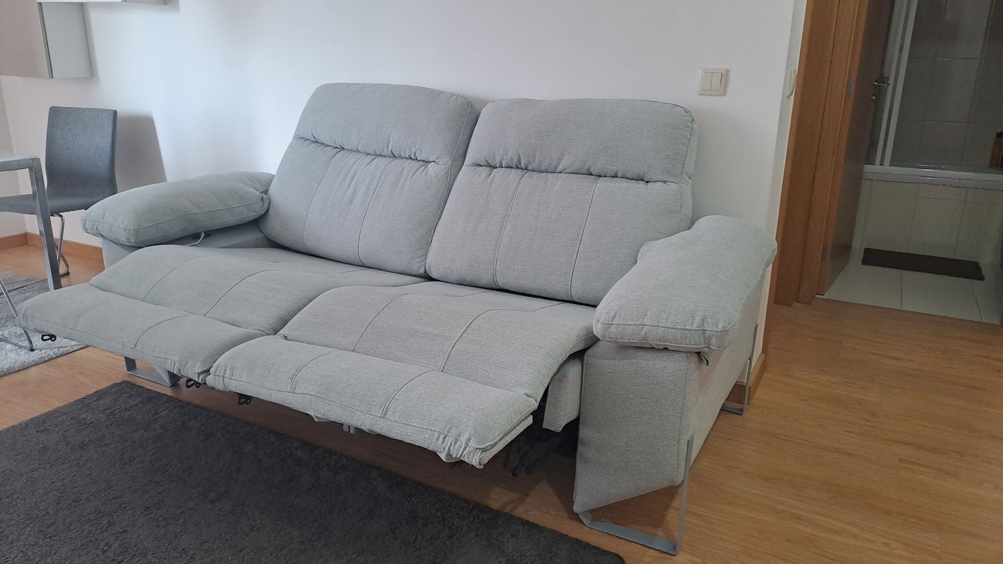 Sofa eletrico rebatível Gaudi