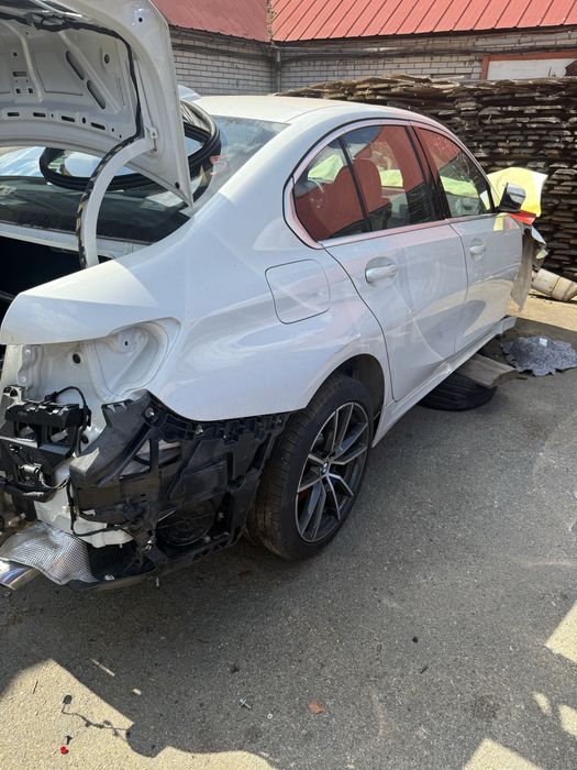 Розборка BMW g20 g06 g01 g02 ф48 U11 двері крила кузов