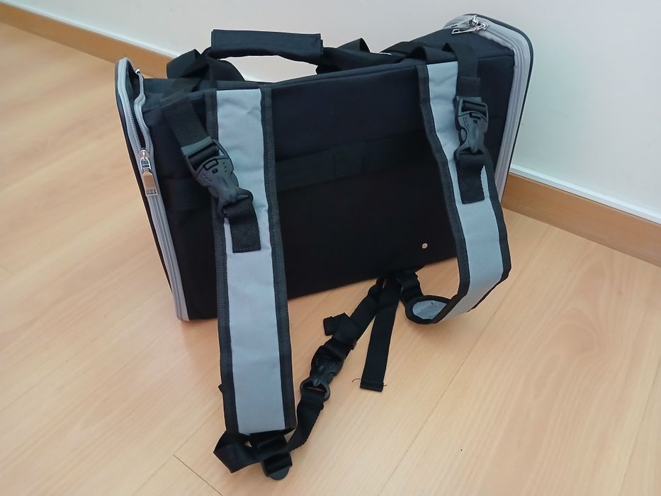 Transportadora de gatinho.