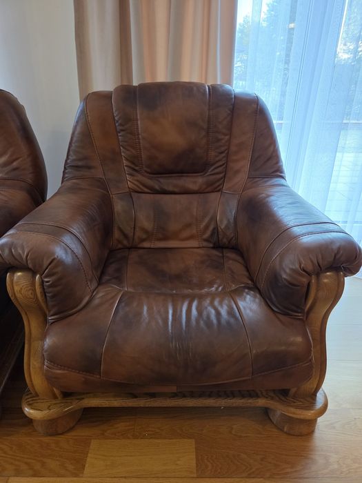 Komplet mebli skórzanych - sofa oraz 2 fotele