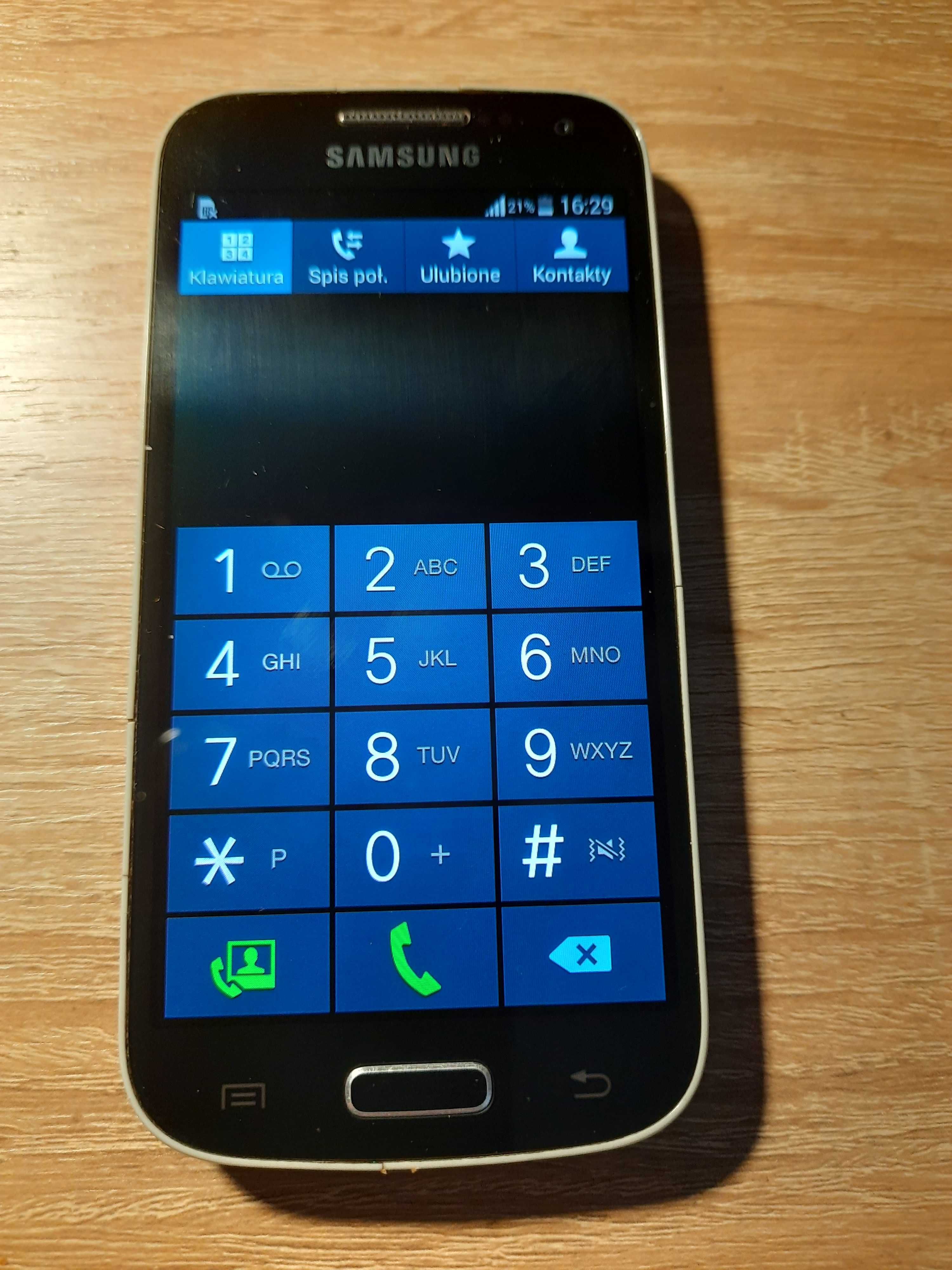 Telefon SAMSUNG Galaxy S4 Mini.