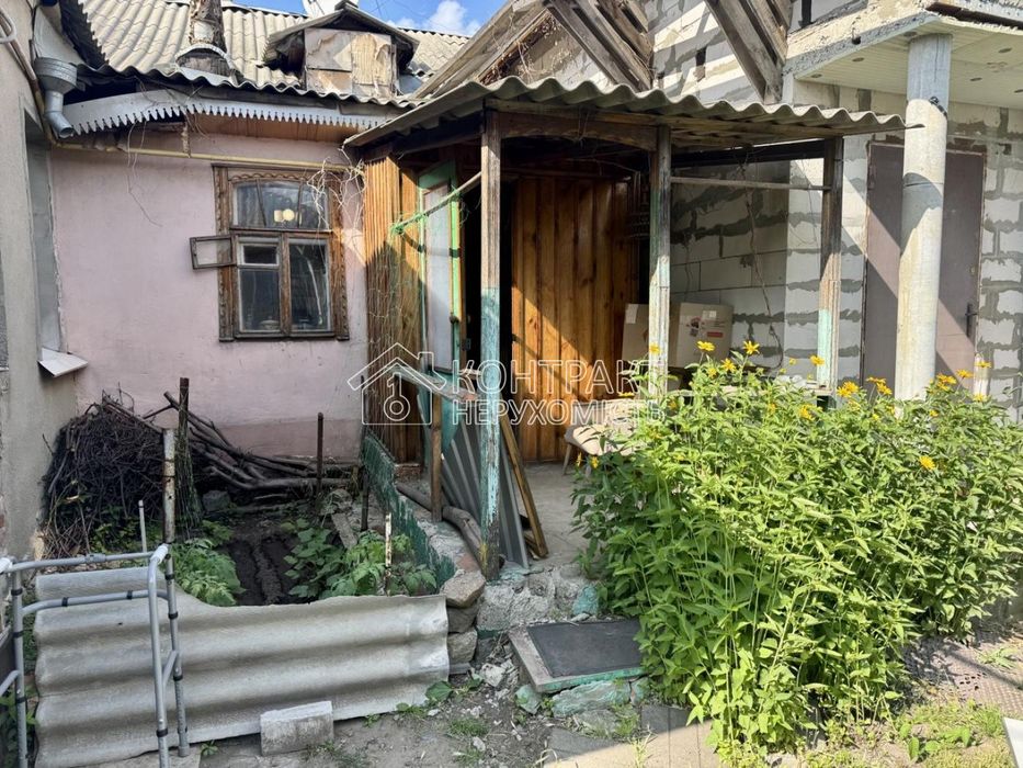 Продам 2 к квартиру у приватному будинку район вул. Польова