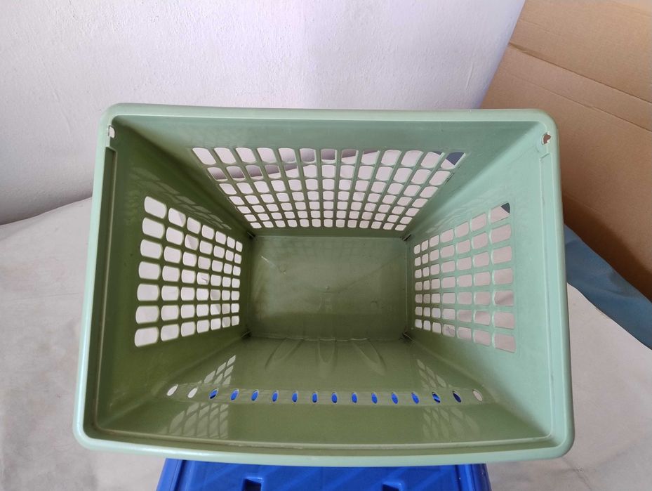 Kosz na pranie kosz na bieliznę Plast Team bez pokrywy 54x40x29 cm