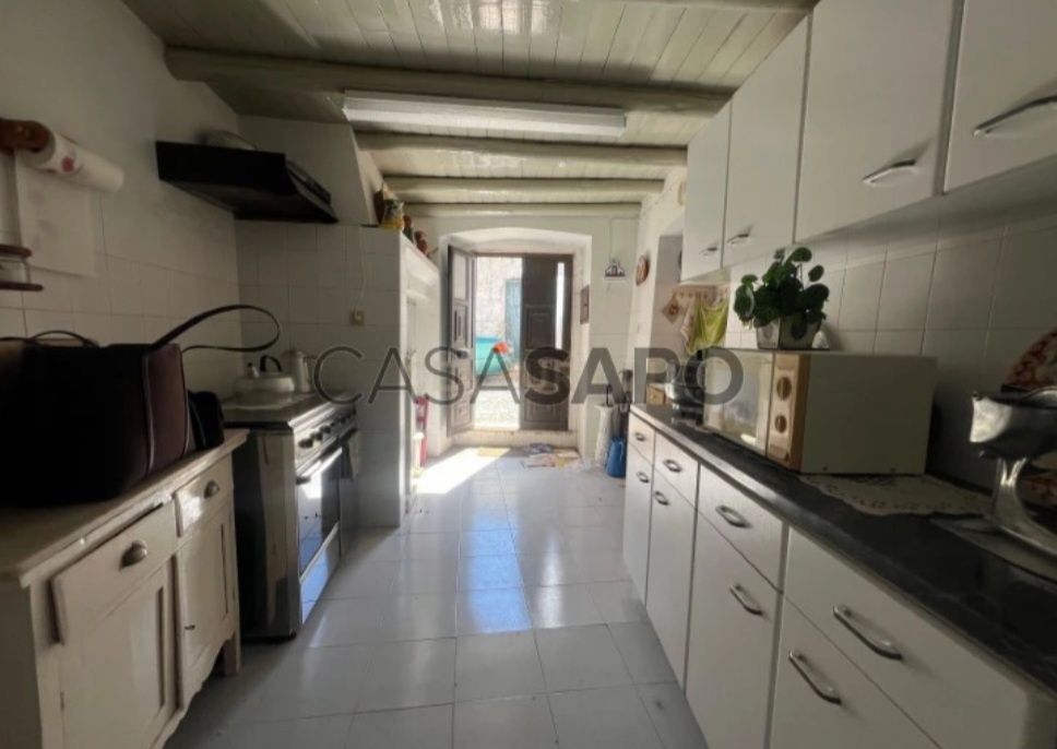 Moradia geminada típicamente alentejana  com 100m²  centro de Monforte