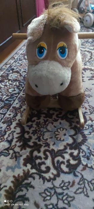 Продается лошадка