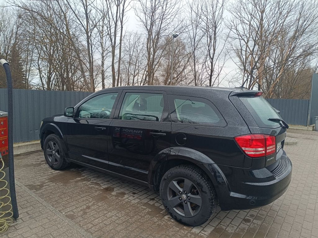 Dodge Journey 2010 року 2.4 бензин ,газ !