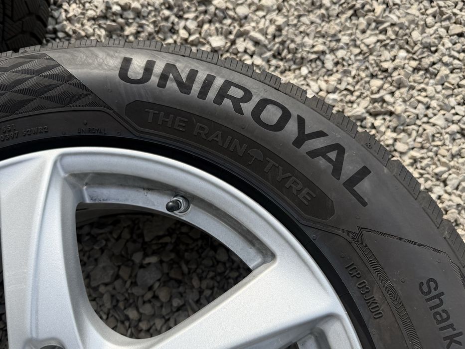 Z20#Zimówki Espace V#235/65/18#2022r#z czujnikami#5x114,3#7Jx17H2#6mm
