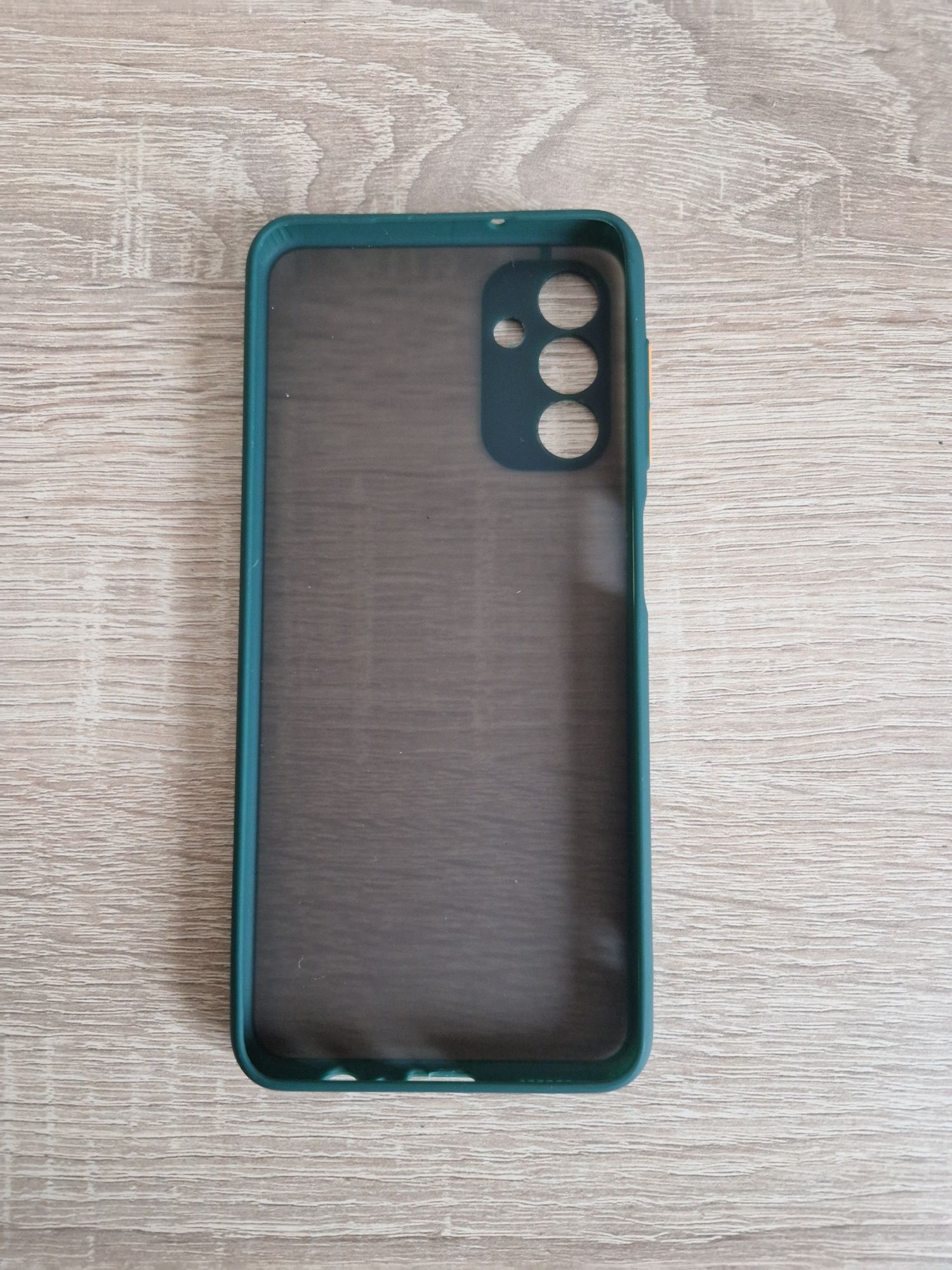 Etui Vennus Color Button Bumper do Samsung Galaxy A13 5G/A04S Zielony