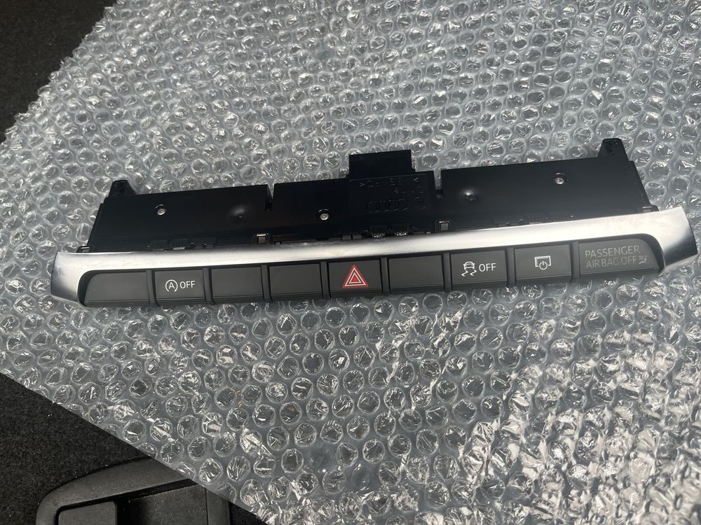 Audi A3 панель кнопок пианино