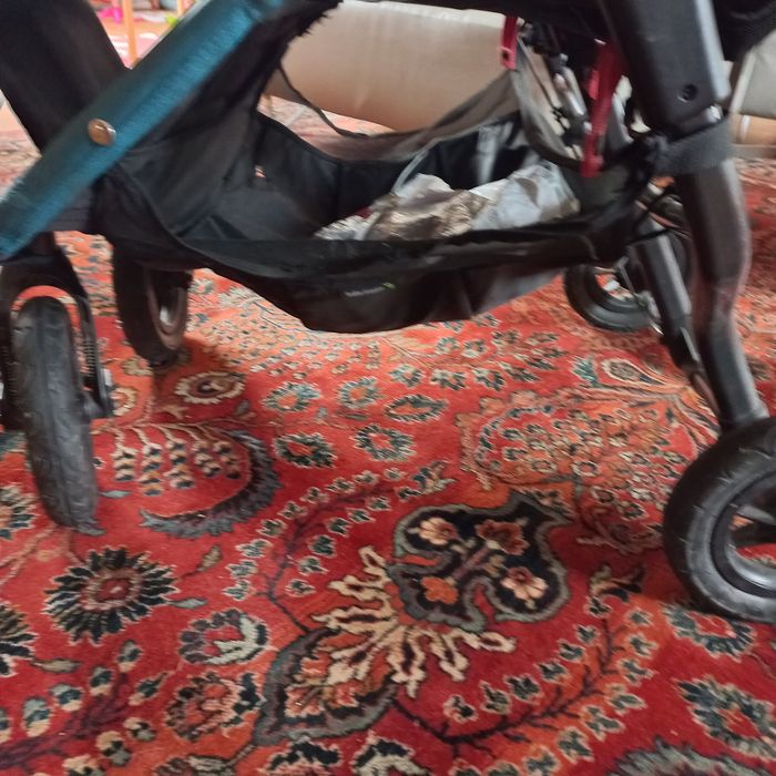 Wozek podwojny BABYJOGGER blizniaķi rok po roku