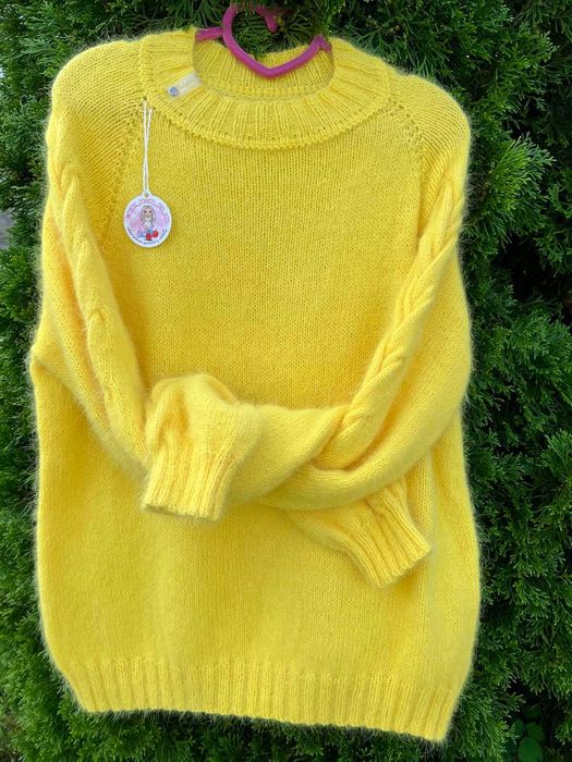 Светр жіночий , ангора 80,  р,46-52