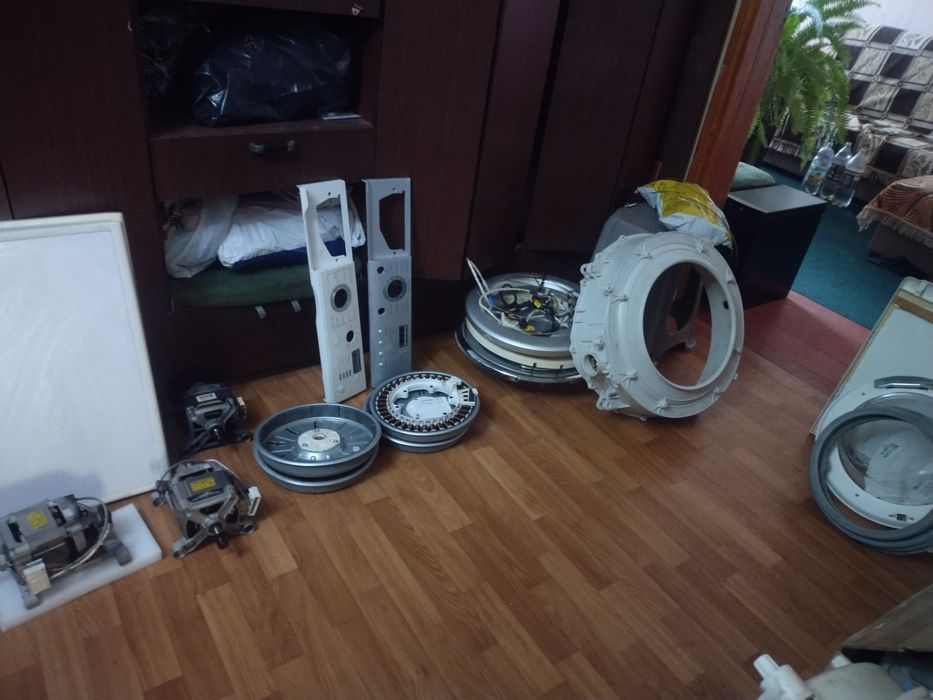 Продам лоткы для стиральной машины lg