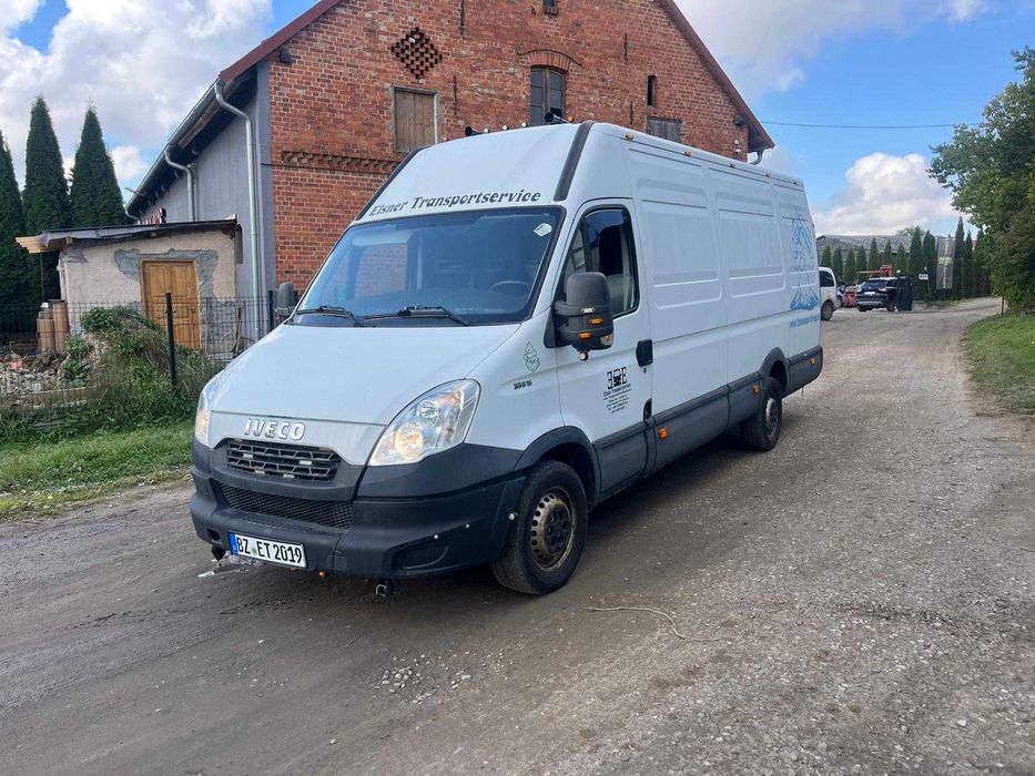 Sprzedam Iveco 2.3 Diesel 2012rok.